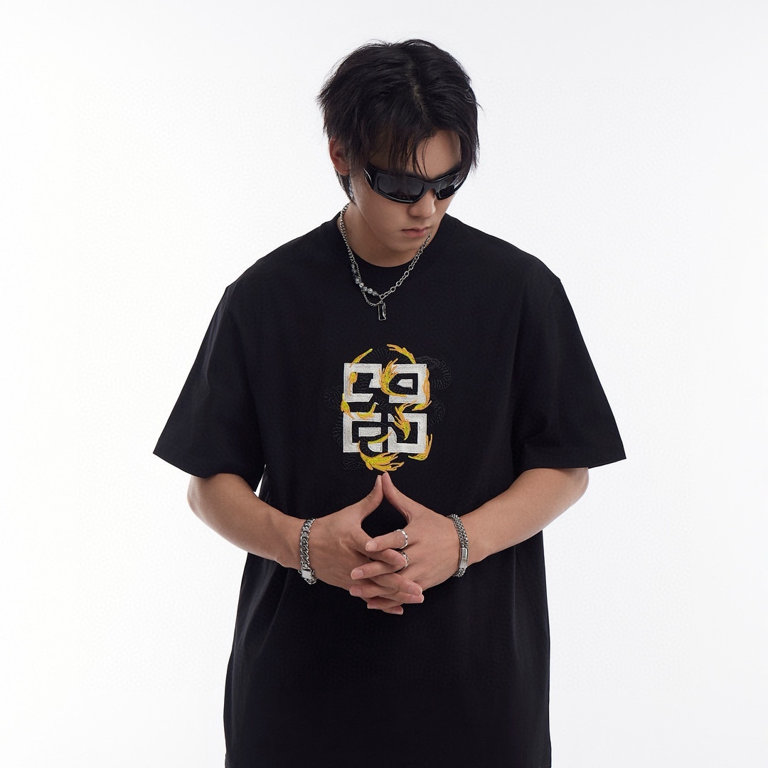 GIVENCHYGIVENCHY 24ss Year of the Dragon Panlong 4G embroidered short sleeve u