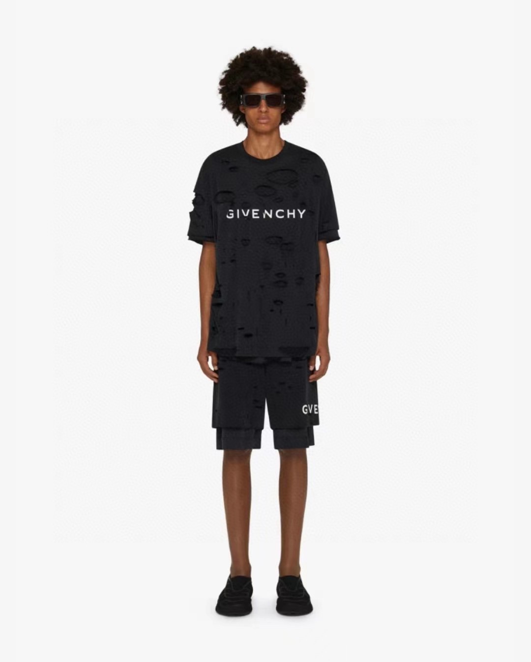 GIVENCHYGIVENCHY 23ss ripped fake two-piece short-sleeved upper body effect