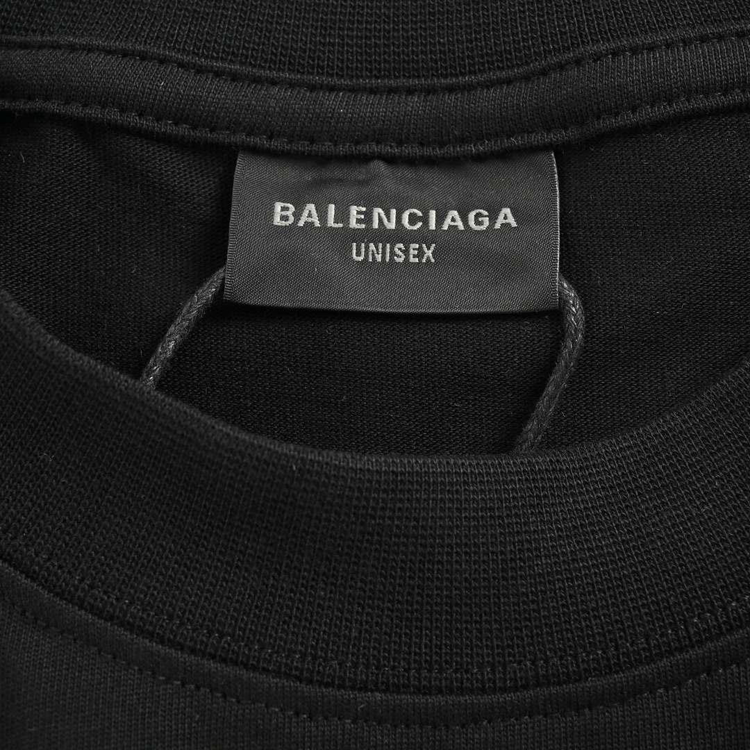 Balenciaga & BMW 联名款logo印花短袖 面料采用260克重精梳棉