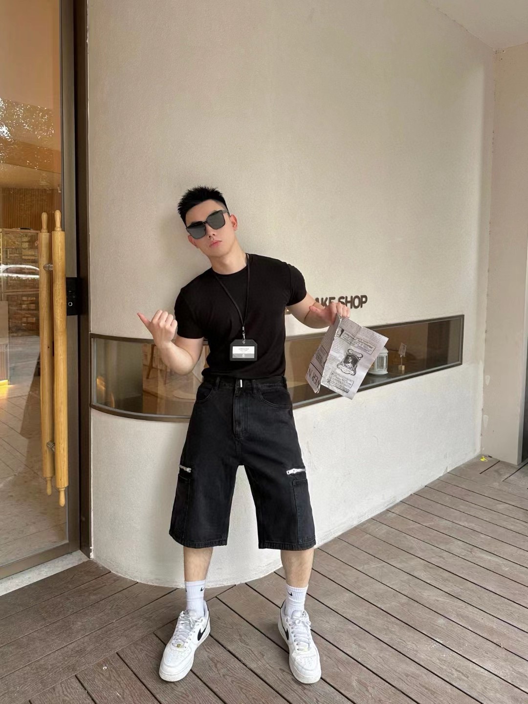 GIVENCHYGIVENCHY 23ss zipper cargo denim shorts upper body effect