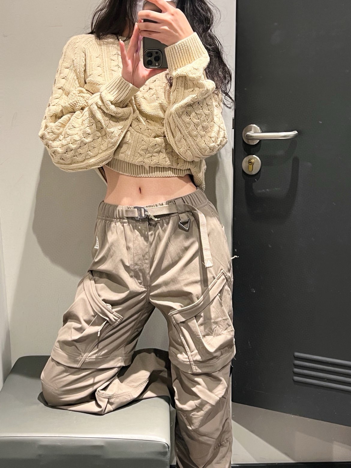 Nike x Acg 23Fw Multi-pocket detachable cargo trousers upper body effect