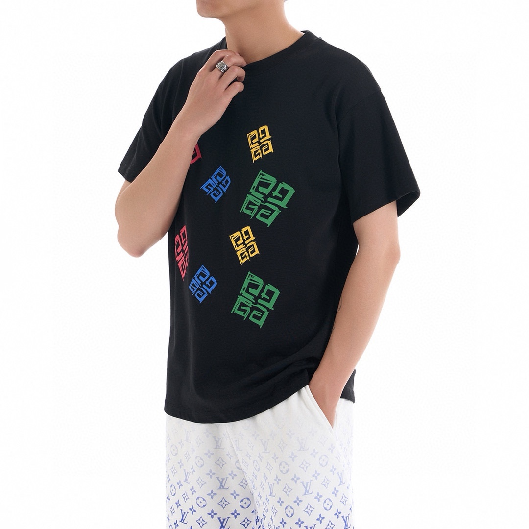 Givenchy Odzież T-Shirt Doodle Krótki rękaw