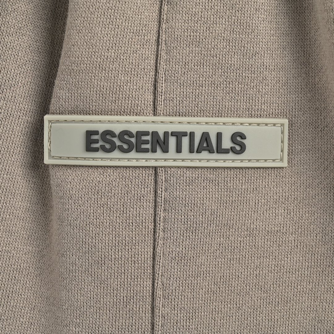 Fear Of God -Essentials 22ss Fog反光小标字母短裤 -炭灰色