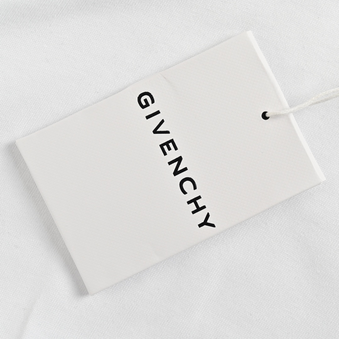 GIVENCHY/纪梵希 字母印花短袖 采用50S双股丝光棉