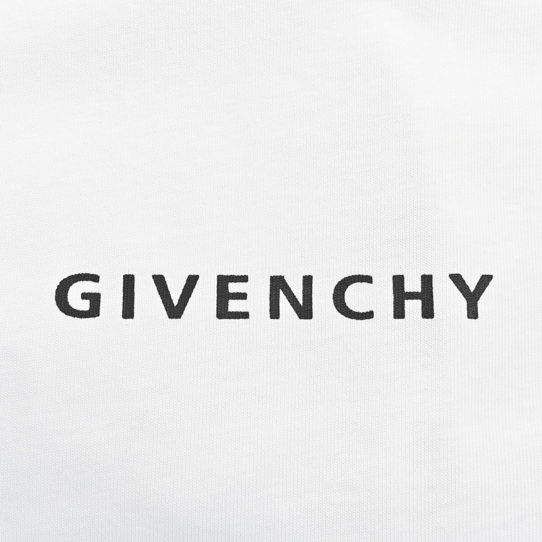 GIVENCHY/纪梵希 24ss 胸前4G大logo印花短袖