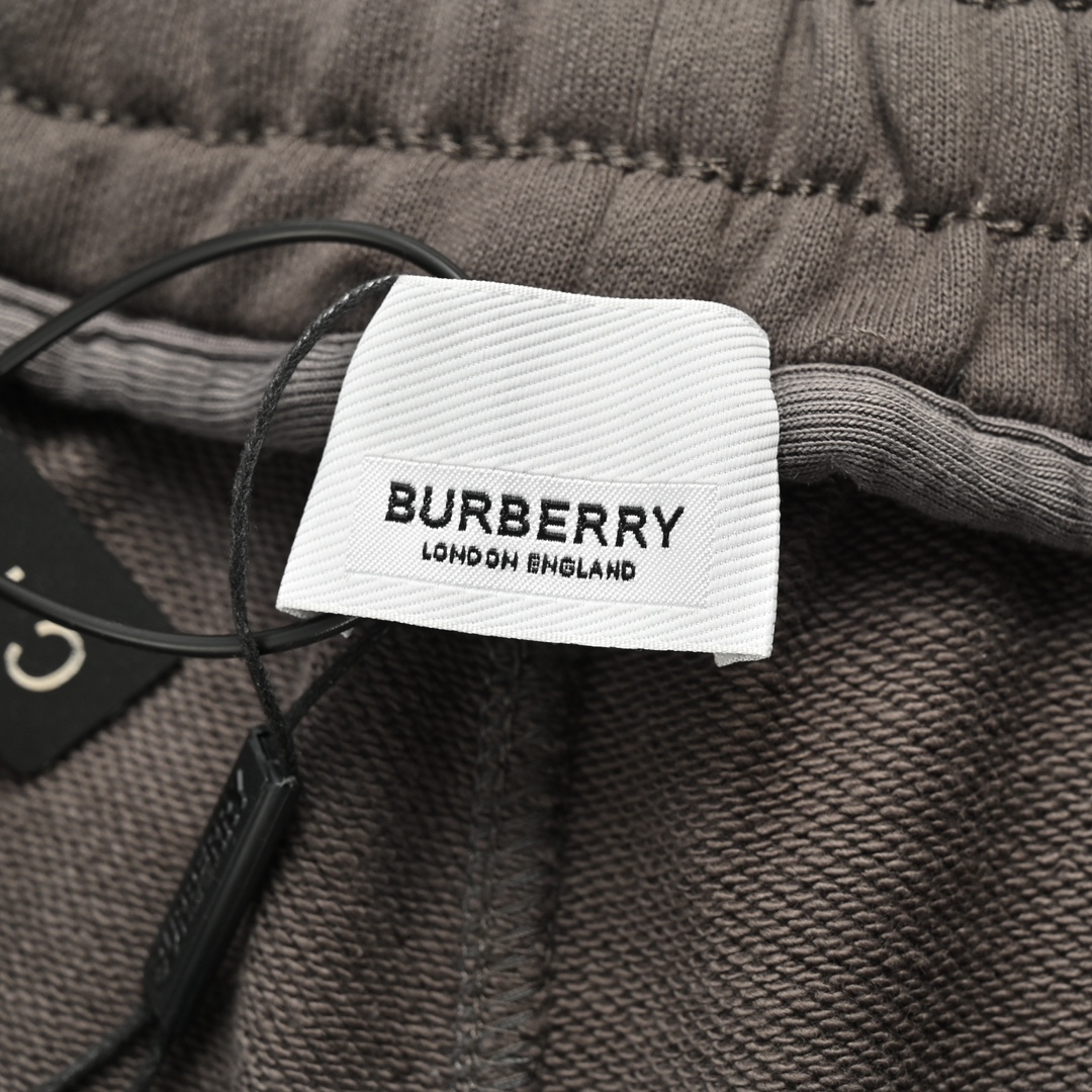 Burberry/巴宝莉 23ss 口袋便签短裤