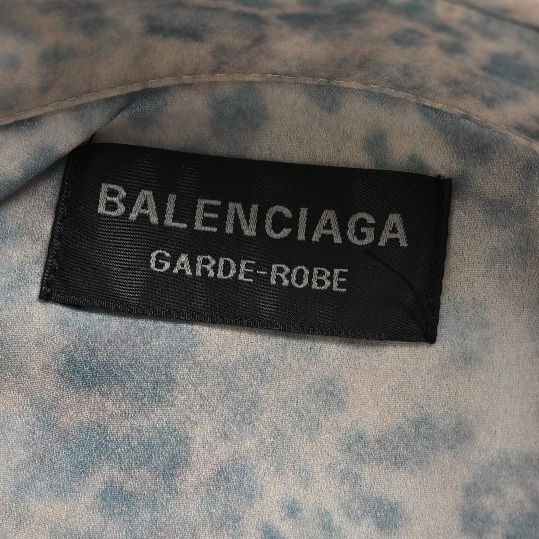 Balenciaga/巴黎世家 24ss 浅蓝豹纹提花长袖衬衫