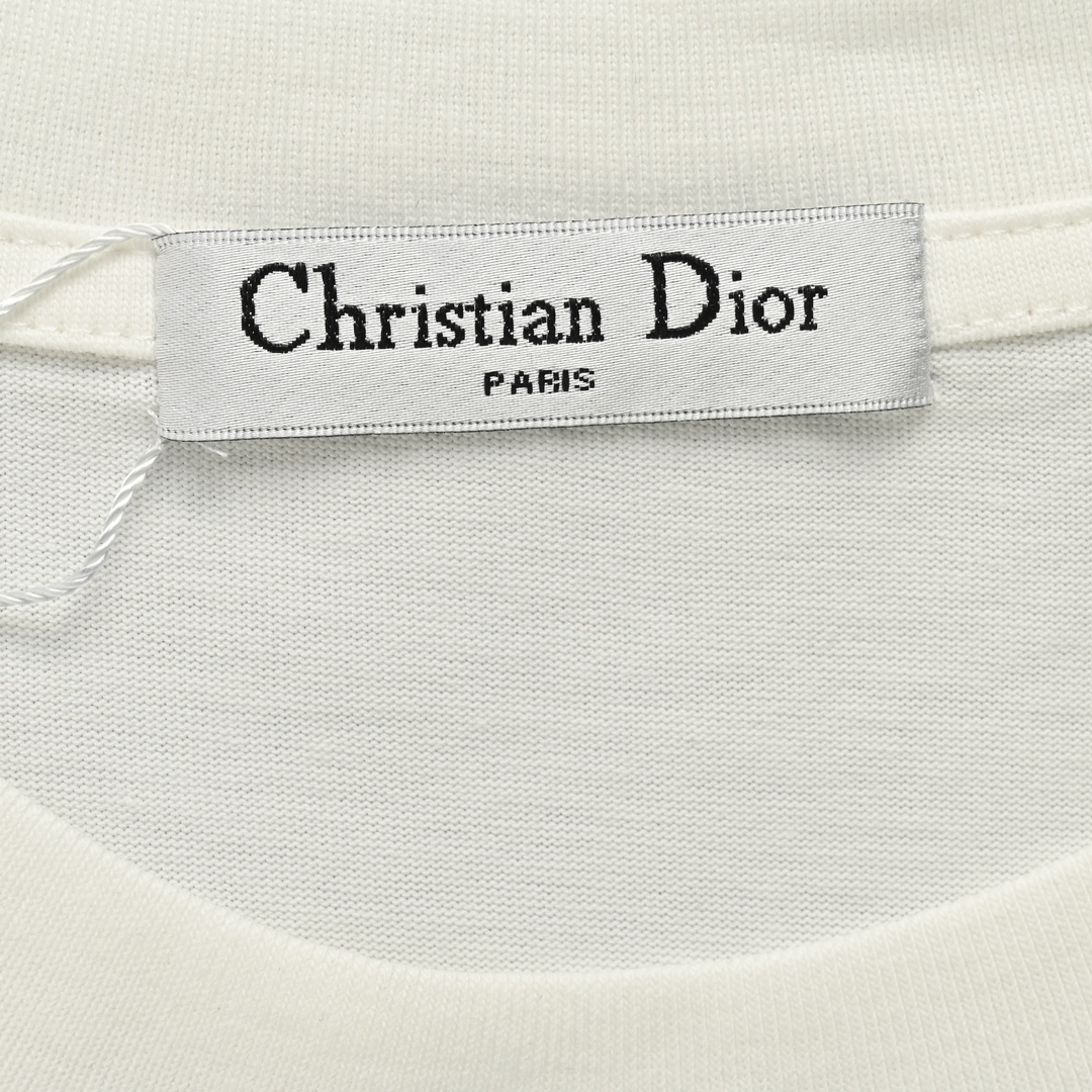 Dior/迪奥 24ss 字母印花短袖 面料采用定制240g 26支特滑双股精棉平纹高密无尘全棉布料