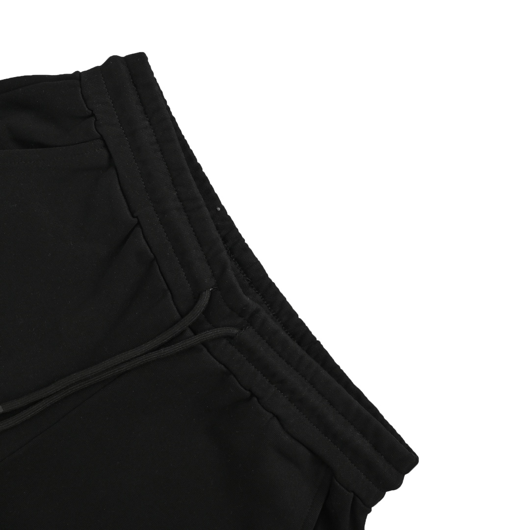 Louis Vuitton/路易威登 24ss 刺绣大字母logo短裤