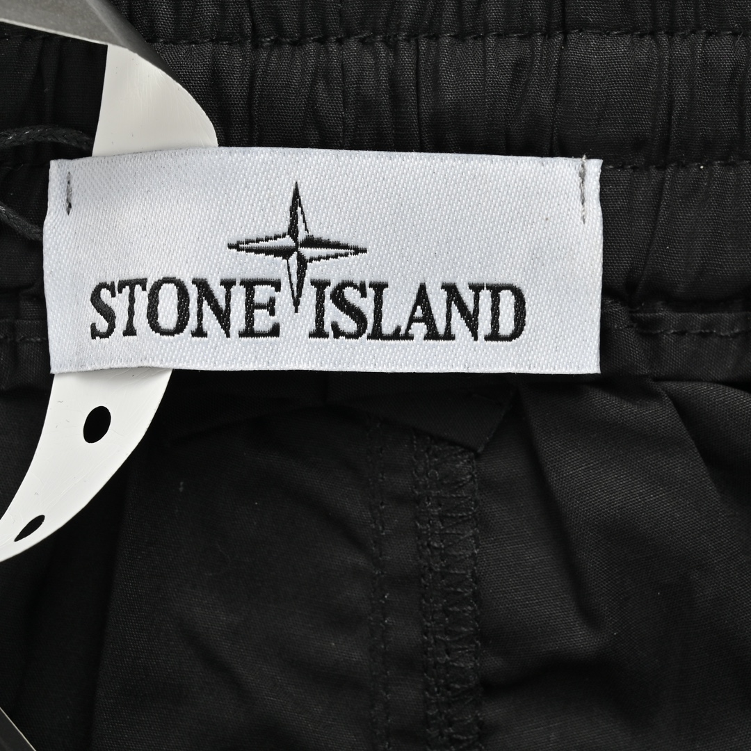 Stone Island/石头岛 重工多口袋拉链短裤