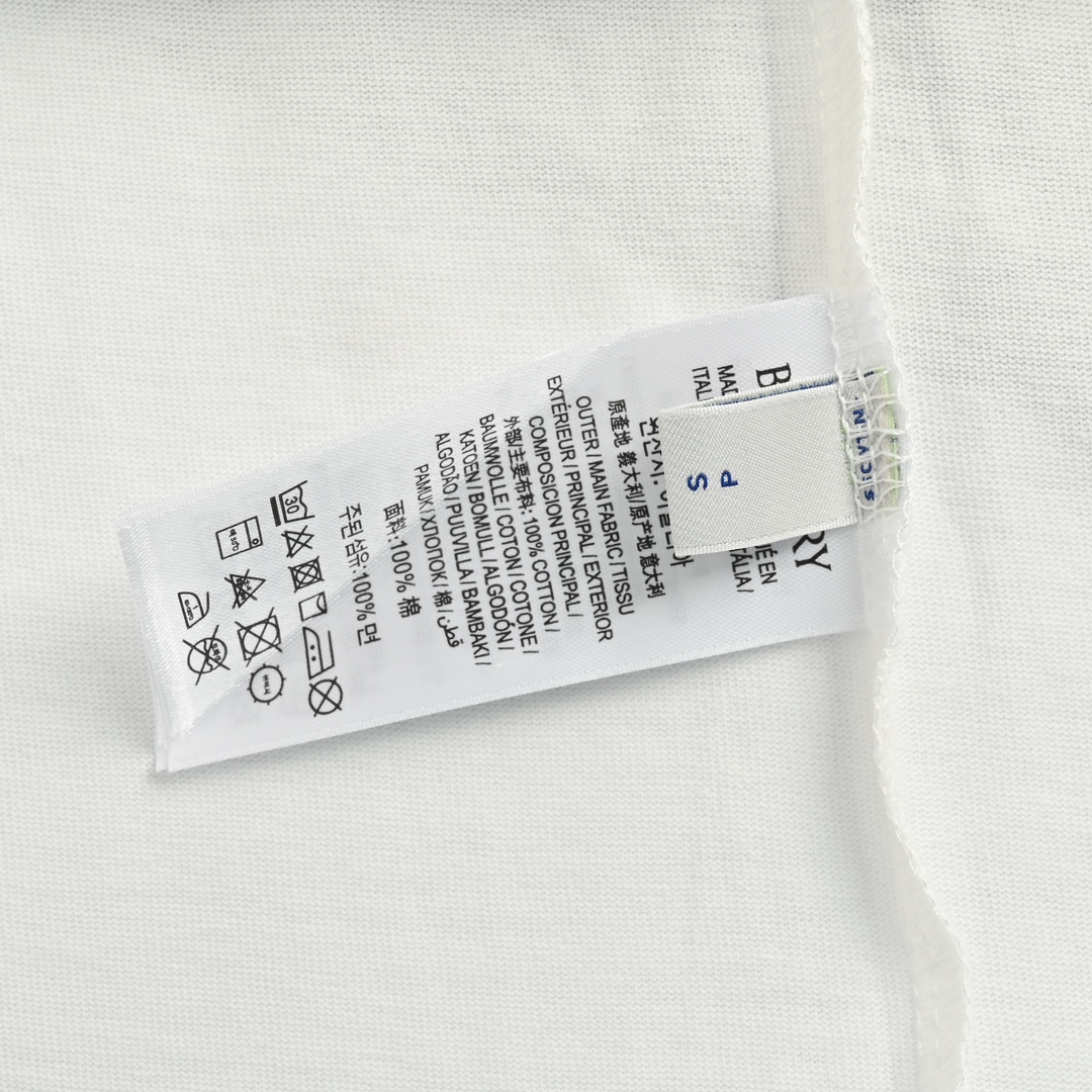 Burberry/巴宝莉 24ss 肩膀战马印花短袖