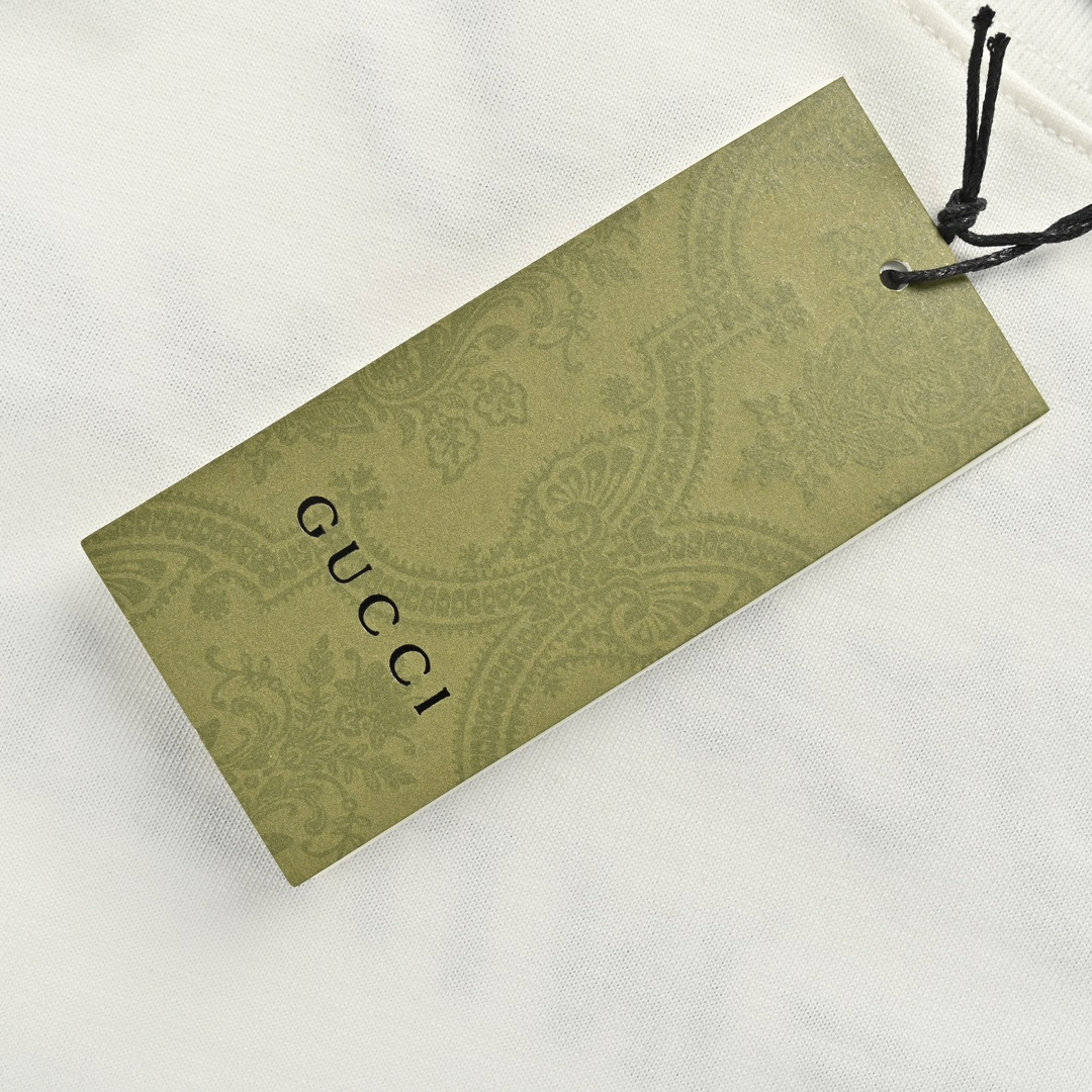 Gucci/古驰 23ss 前后签名刺绣字母短袖