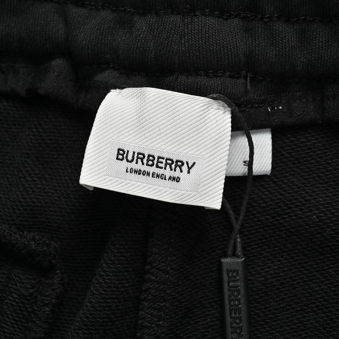 Burberry/巴宝莉 小鹿图案刺绣短裤 面料采用400g纯棉毛圈面料