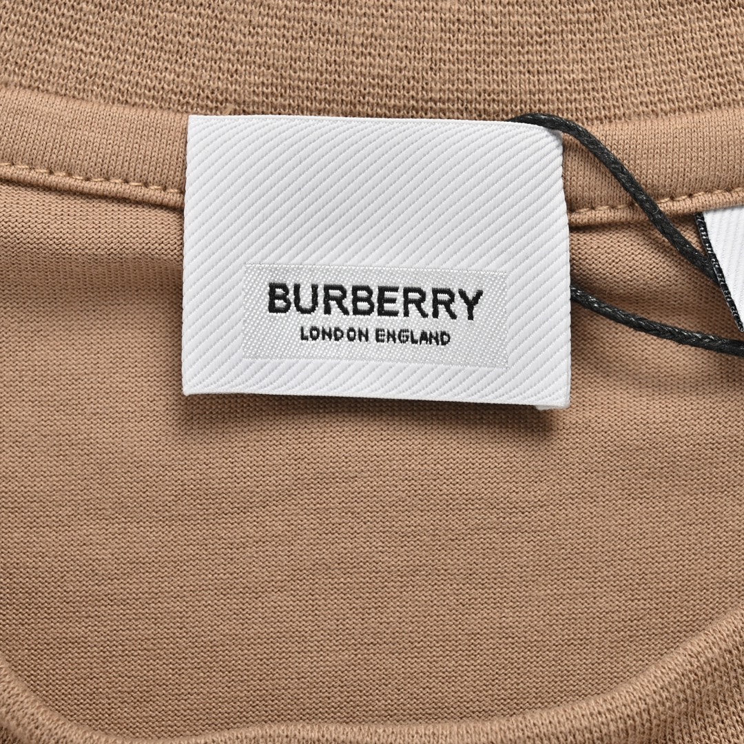 Burberry/巴宝莉 镂空战马贴布短袖 面料采用230克重精梳棉