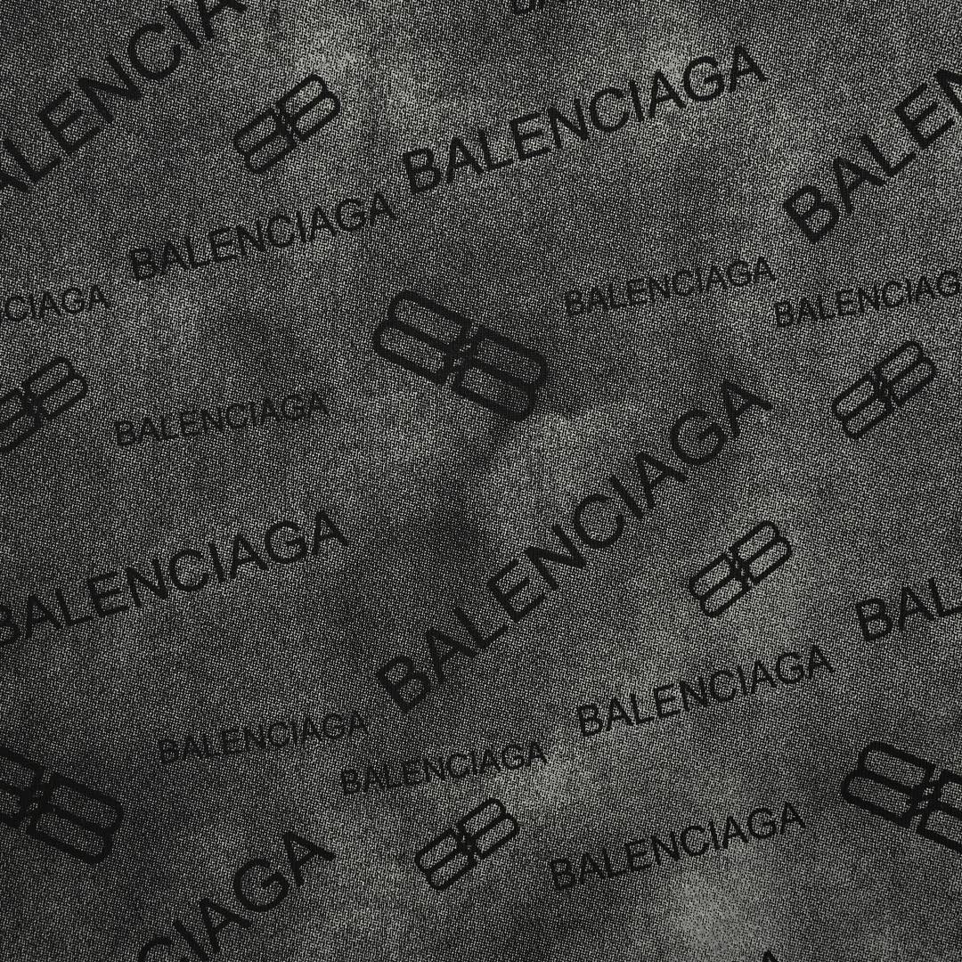 Balenciga/巴黎世家 24ss 渐变字母logo水洗短袖