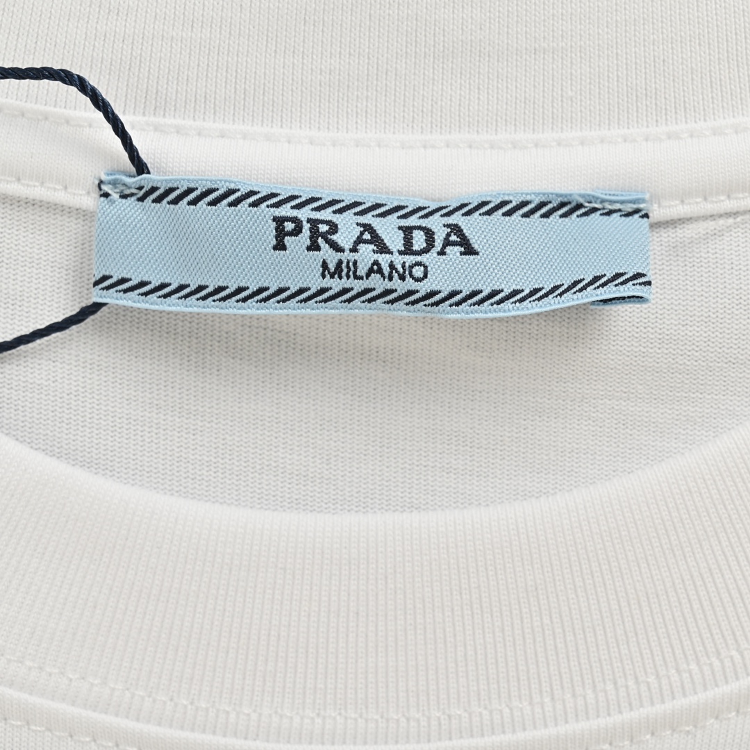 Prada /普拉达 24ss 立体压胶字母短袖 采用32s双股精梳棉面料