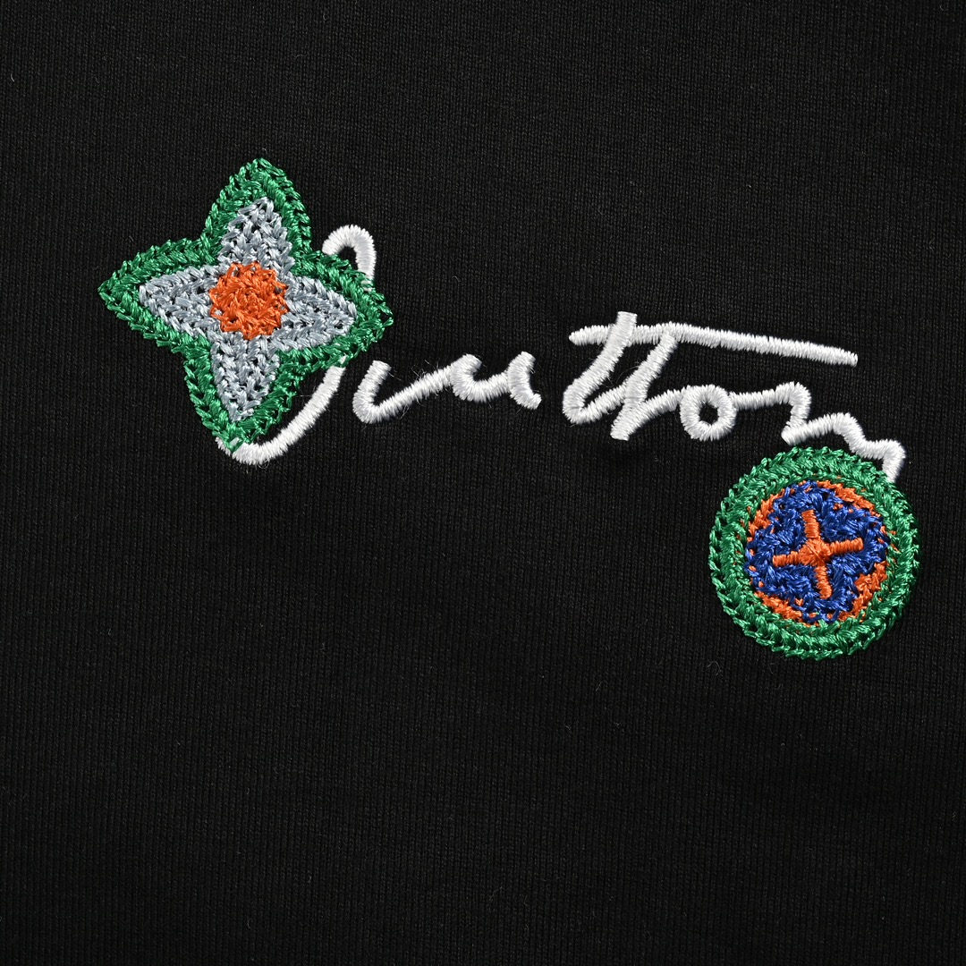 Louis Vuitton/路易威登 花卉字母刺绣短袖-Chinese UA Cheap High Quatity Brand Clothes Bags handbags Sneakers wholesale wholesaler seller from China Factory suppliers Fashion Clothing Shoes best Quality Beautiful Price Louis Vuitton/路易威登 花卉字母刺绣短袖