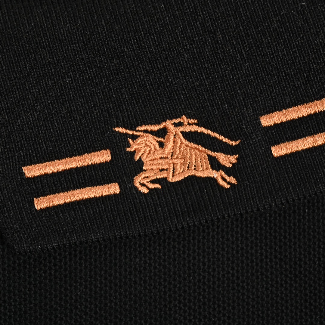 Burberry/巴宝莉 领口战马刺绣Polo短袖