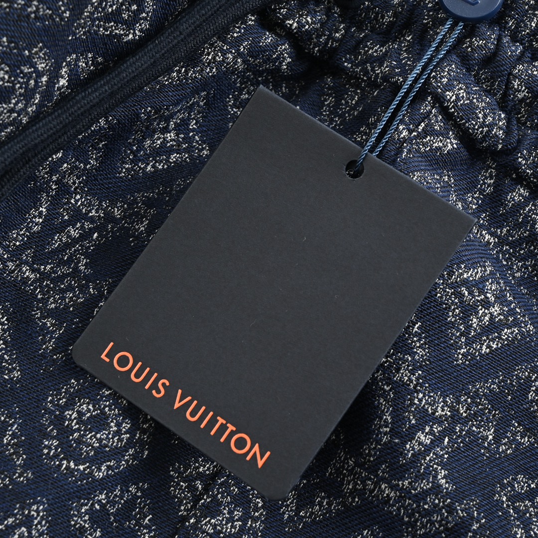 170 Louis Vuitton/路易威登 满印老花拉链短裤