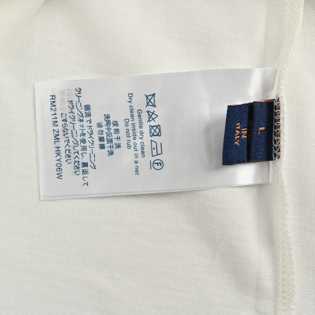 140 Louis Vuitton/路易威登 24ss 涂鸦字母发泡印花短袖