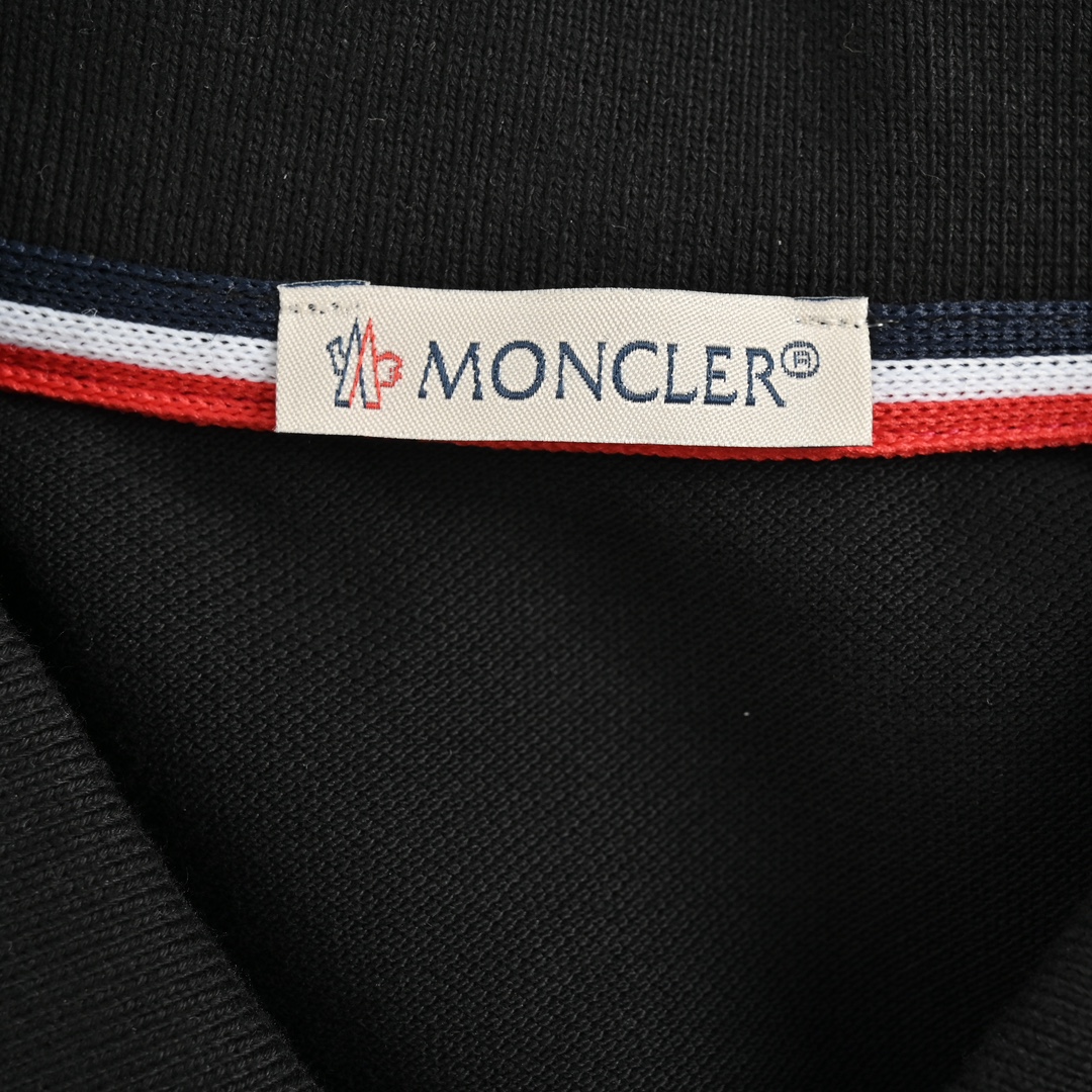 Moncler/蒙口 24ss 经典刺绣Polo短袖 采用60支双股280克重100双面珠地面料