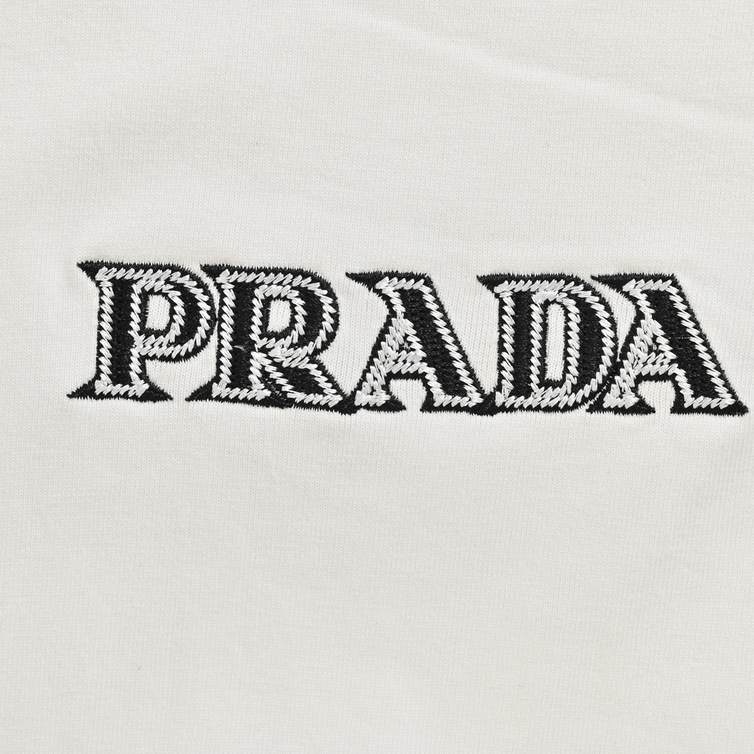 140 Prada /普拉达 胸前立体logo刺绣短袖 简约百搭经典~神T 胸前立体logo刺绣设计