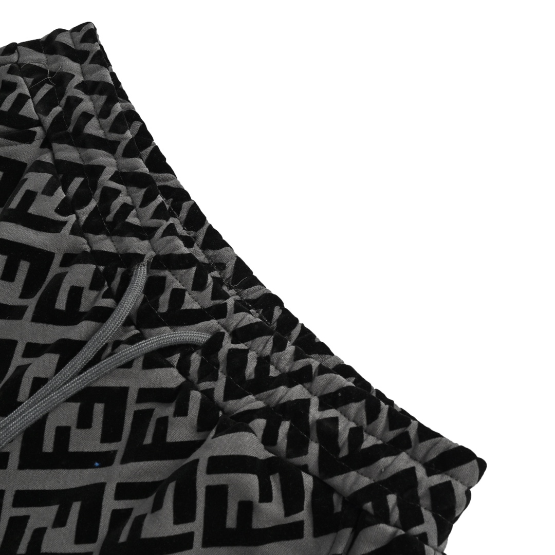 Fendi/芬迪 24ss FF植绒斜纹字母短裤