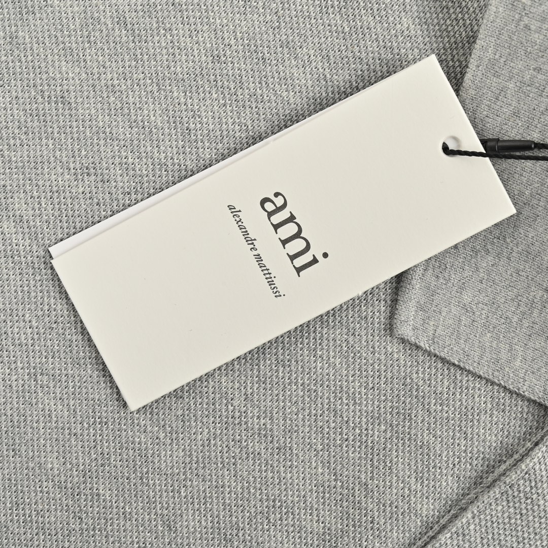 Ami 经典小爱心刺绣Polo短袖-High Quatity Cheap Brand wholesale wholesaler seller Clothes Bags handbags Sneakers Top Fashion Clothing Shoes from China Factory Chinese suppliers best Quality Beautiful Price Ami 经典小爱心刺绣Polo短袖