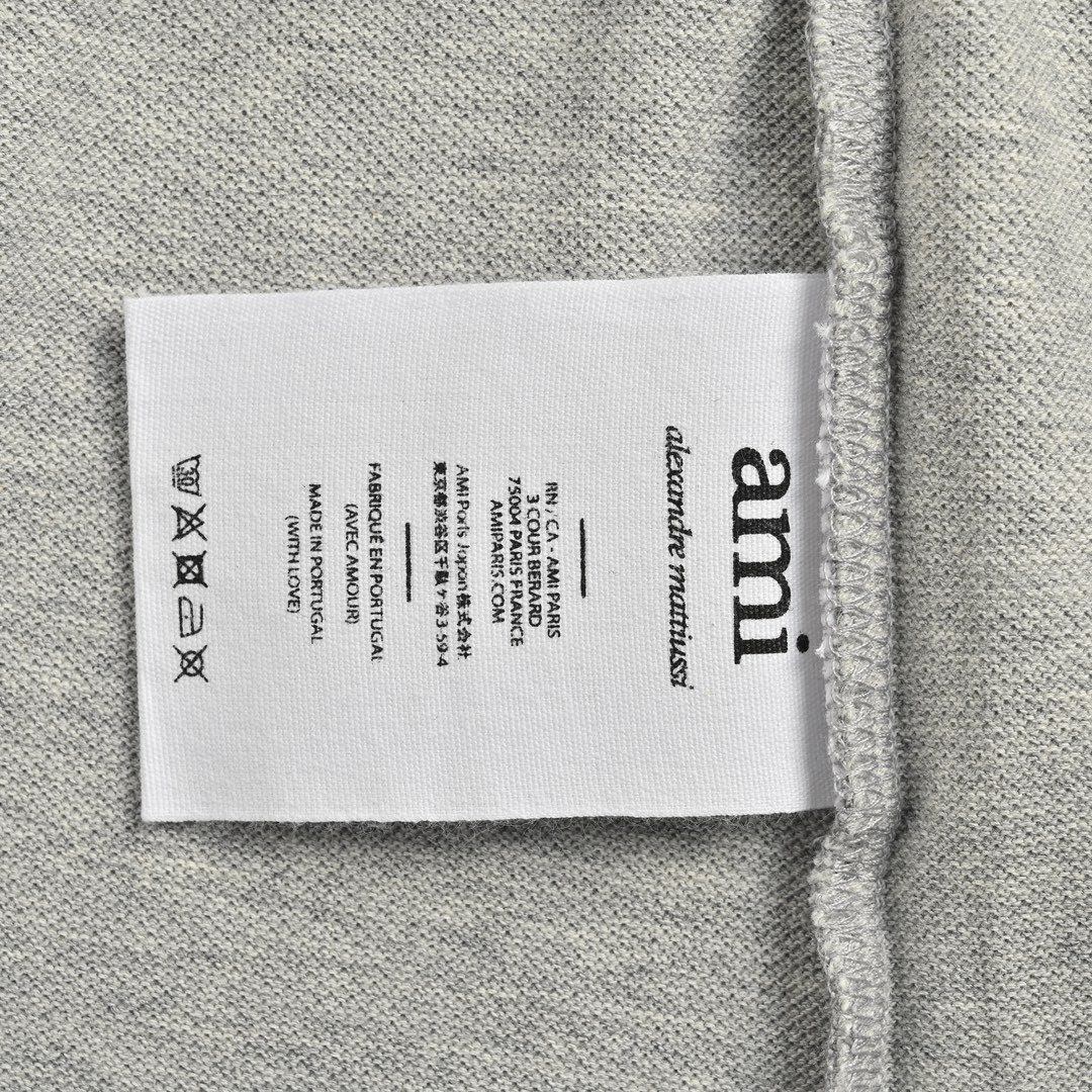 Ami 经典小爱心刺绣Polo短袖-High Quatity Cheap Brand wholesale wholesaler seller Clothes Bags handbags Sneakers Top Fashion Clothing Shoes from China Factory Chinese suppliers best Quality Beautiful Price Ami 经典小爱心刺绣Polo短袖