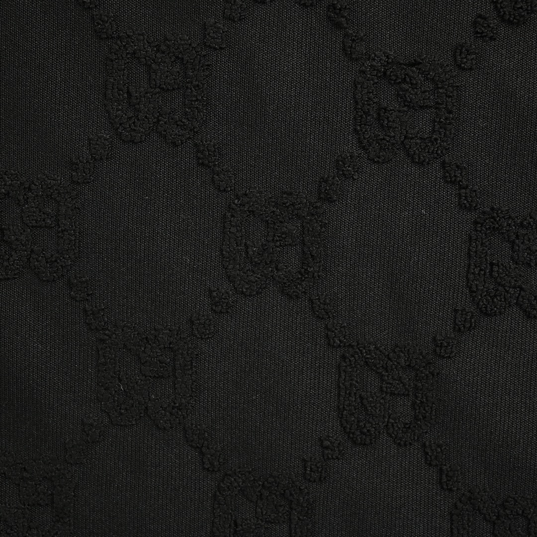 Gucci/古驰 24ss 满印双G提花短袖 描绘全幅经典 双G提花图案 白色 黑色