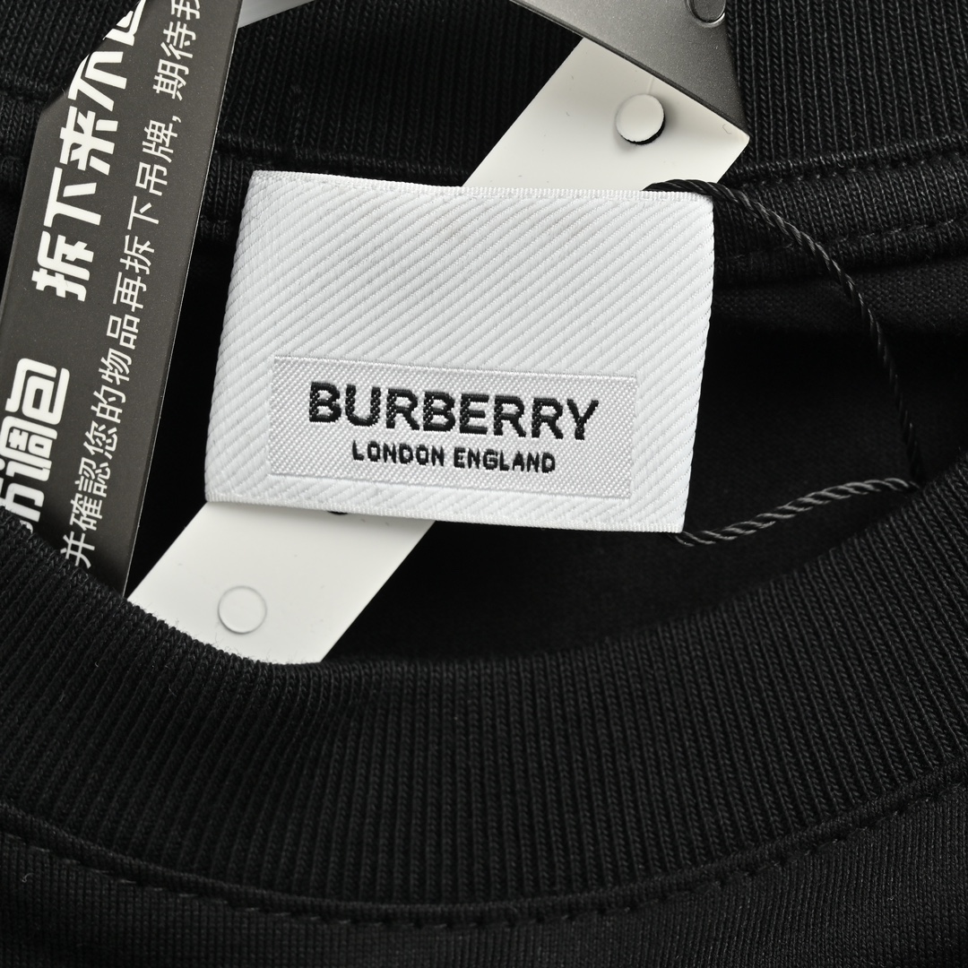 Burberry/巴宝莉 胸口格纹织带短袖 可男可女的经典款