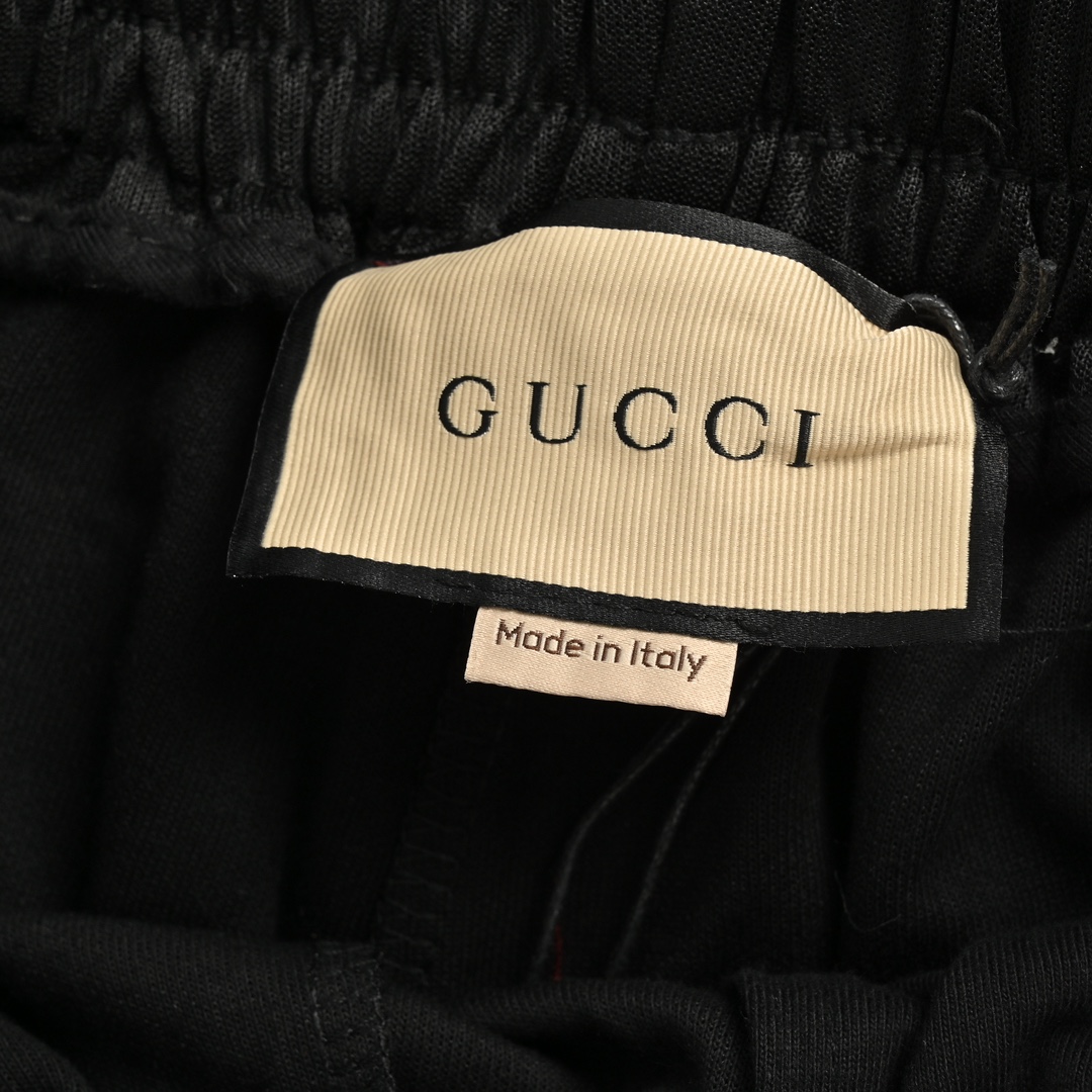 200 Gucci /古驰 24ss 侧边条纹织带短裤