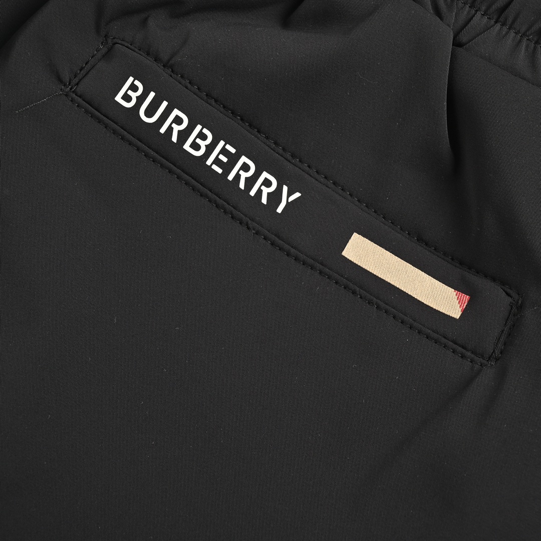 170 Burberry/巴宝莉 格纹TB标识短裤 夏季渠道限定短裤