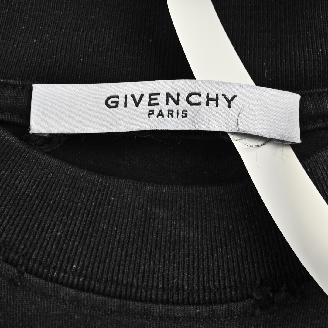 150 GIVENCHY /纪梵希 24ss 五角星烫钻水洗短袖 时尚限量款