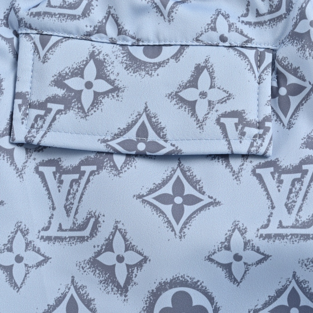 Louis Vuitton/路易威登 24ss 满印老花丝质套装沙滩短裤