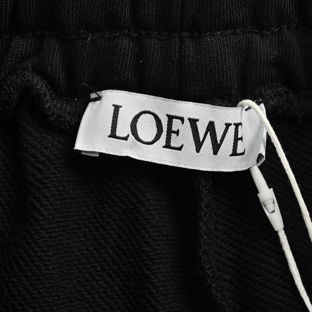 Loewe/罗意威 简约徽标刺绣基础款短裤