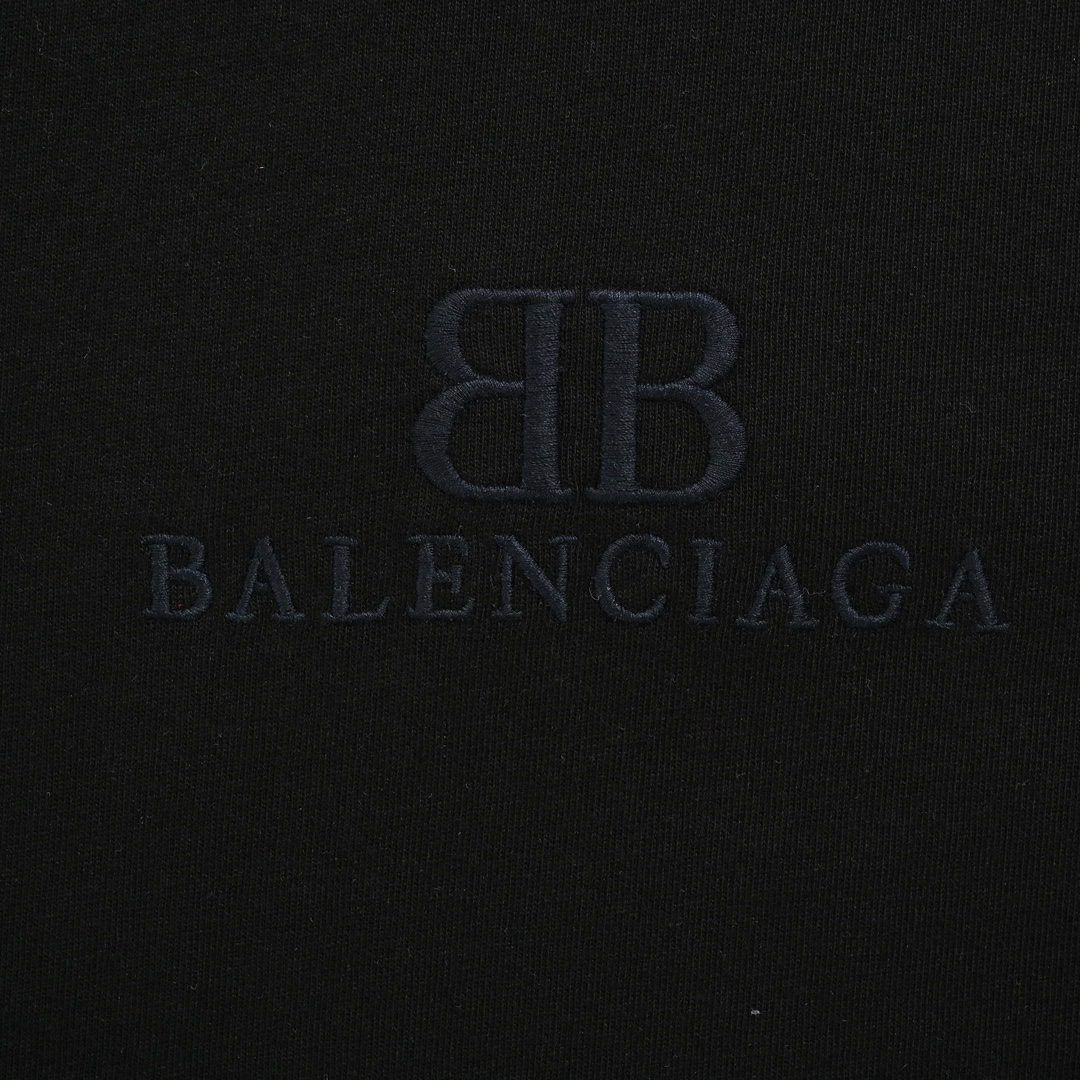 Balenciaga/巴黎世家 24ss 刺绣双B破坏流苏短袖