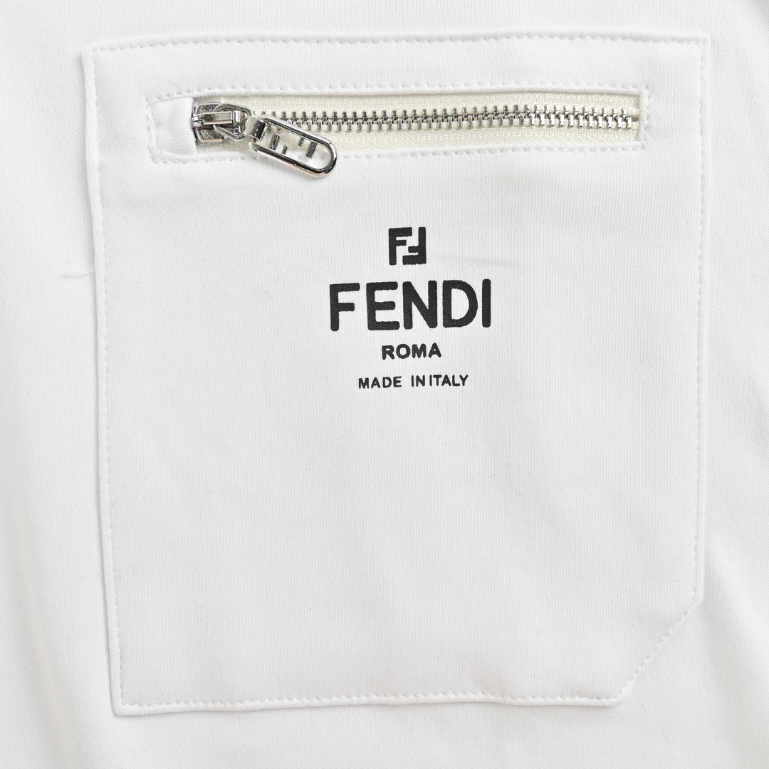 Fendi/芬迪 24ss 口袋拉链短袖