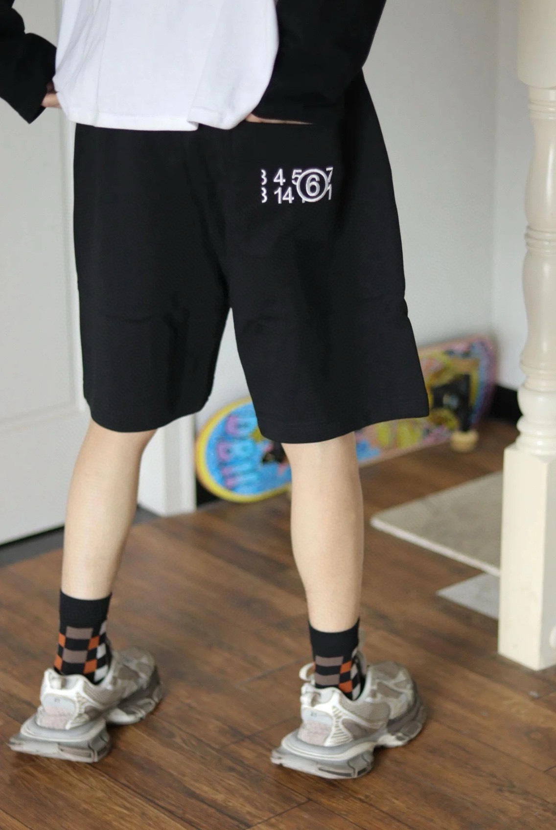 MaisonMargielaMargiela 24ss embroidered logo shorts upper body effect