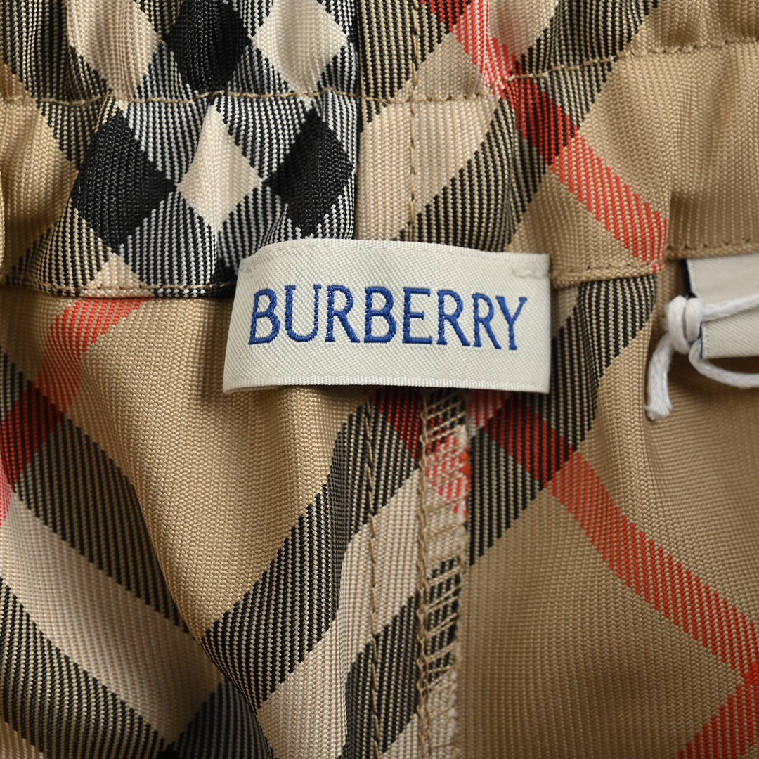 Burberry巴宝莉 24ss 菱格纹战马短裤