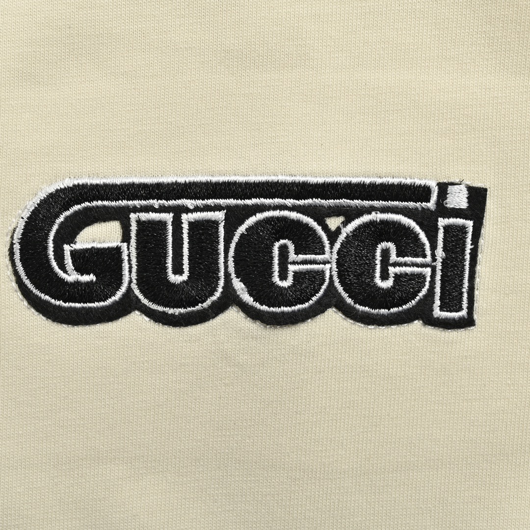 Gucci/古驰 线条刺绣字母短袖