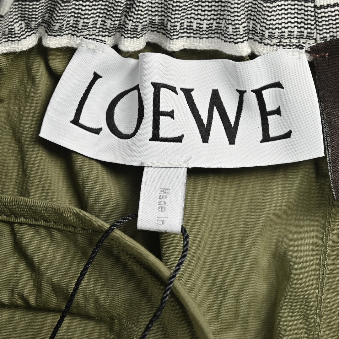 Loewe/罗意威 24ss 刺绣口袋橄榄绿混纺棉质短裤