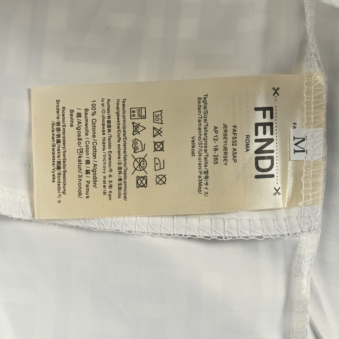 Fendi/芬迪 24ss FF满印沙滩短裤 FF满印短裤进口高支高密的全棉梭织面料