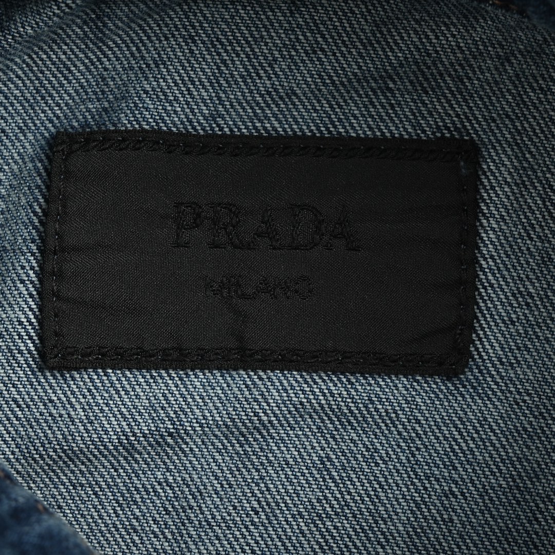 Prada/普拉达 23ss 三角标水洗牛仔蓝短袖衬衫