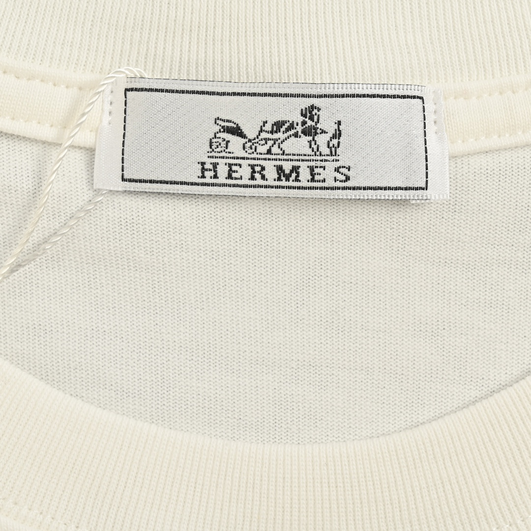 Hermes/爱马仕 24ss 小标刺绣短袖