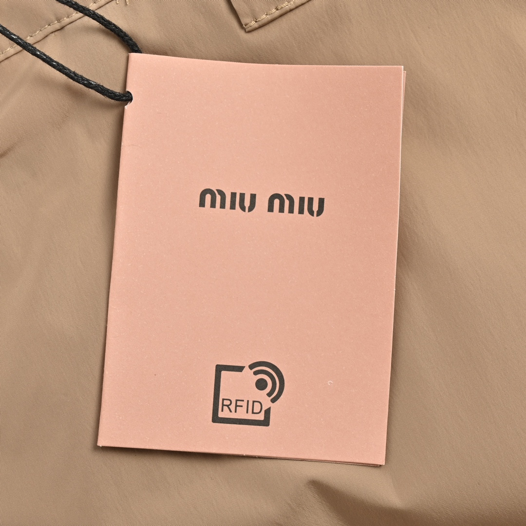 Miumiu /缪缪 24ss 双口袋工装长裤