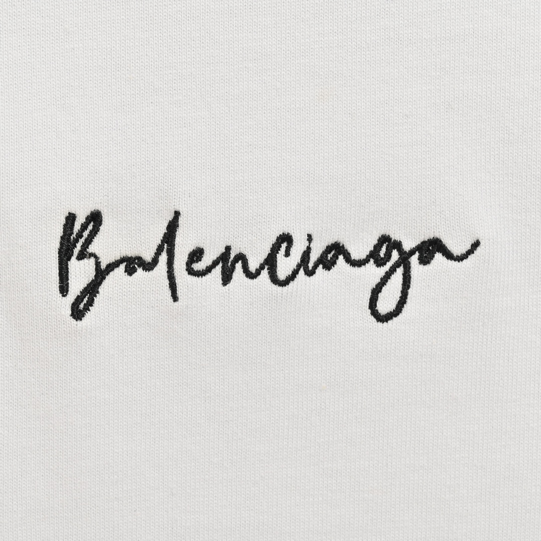 Balenciaga/巴黎世家 24ss 胸口签名logo刺绣短袖