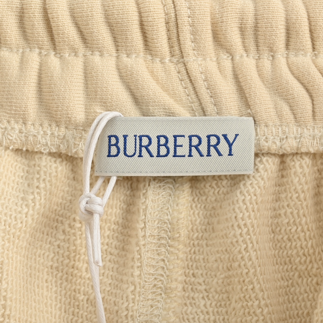 Burberry/巴宝莉 24ss 口袋战马标签短裤