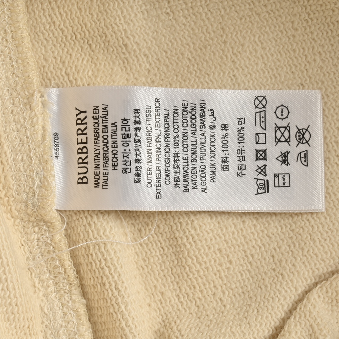 Burberry/巴宝莉 24ss 口袋战马标签短裤