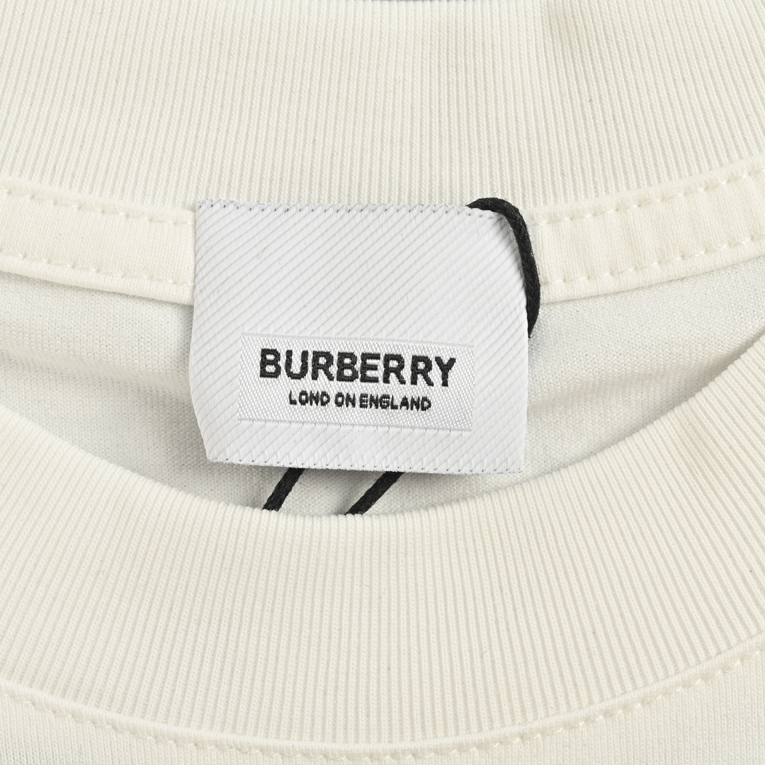 Burberry/巴宝莉 24ss 背后战马贴布标签短袖